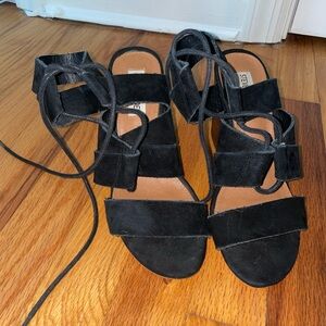 Steve Madden tie heels, used in good condition, size 7